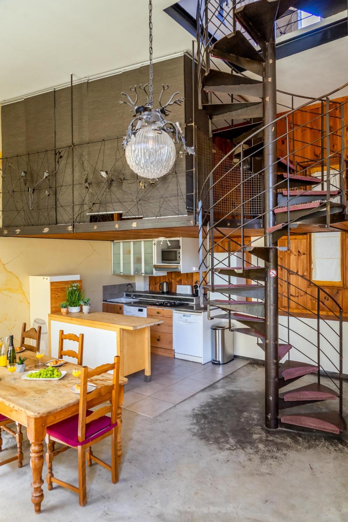 Ultimate Relaxation For Family Or Group At Renowned Couvent Des Ursulines, A Tranquil Escape In Historic Pezenas Villa Стая снимка
