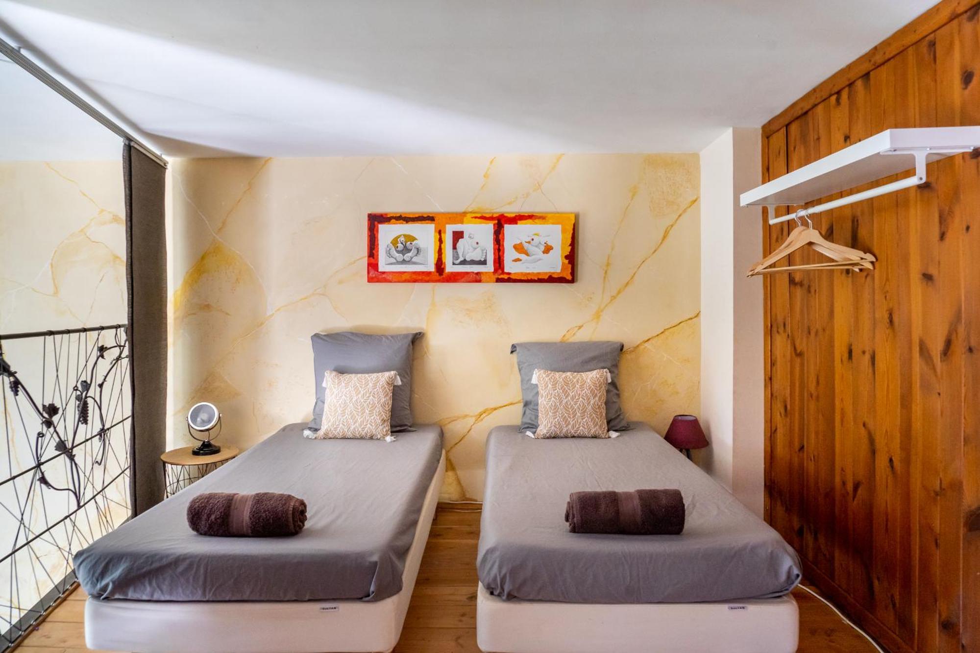 Ultimate Relaxation For Family Or Group At Renowned Couvent Des Ursulines, A Tranquil Escape In Historic Pezenas Villa Стая снимка