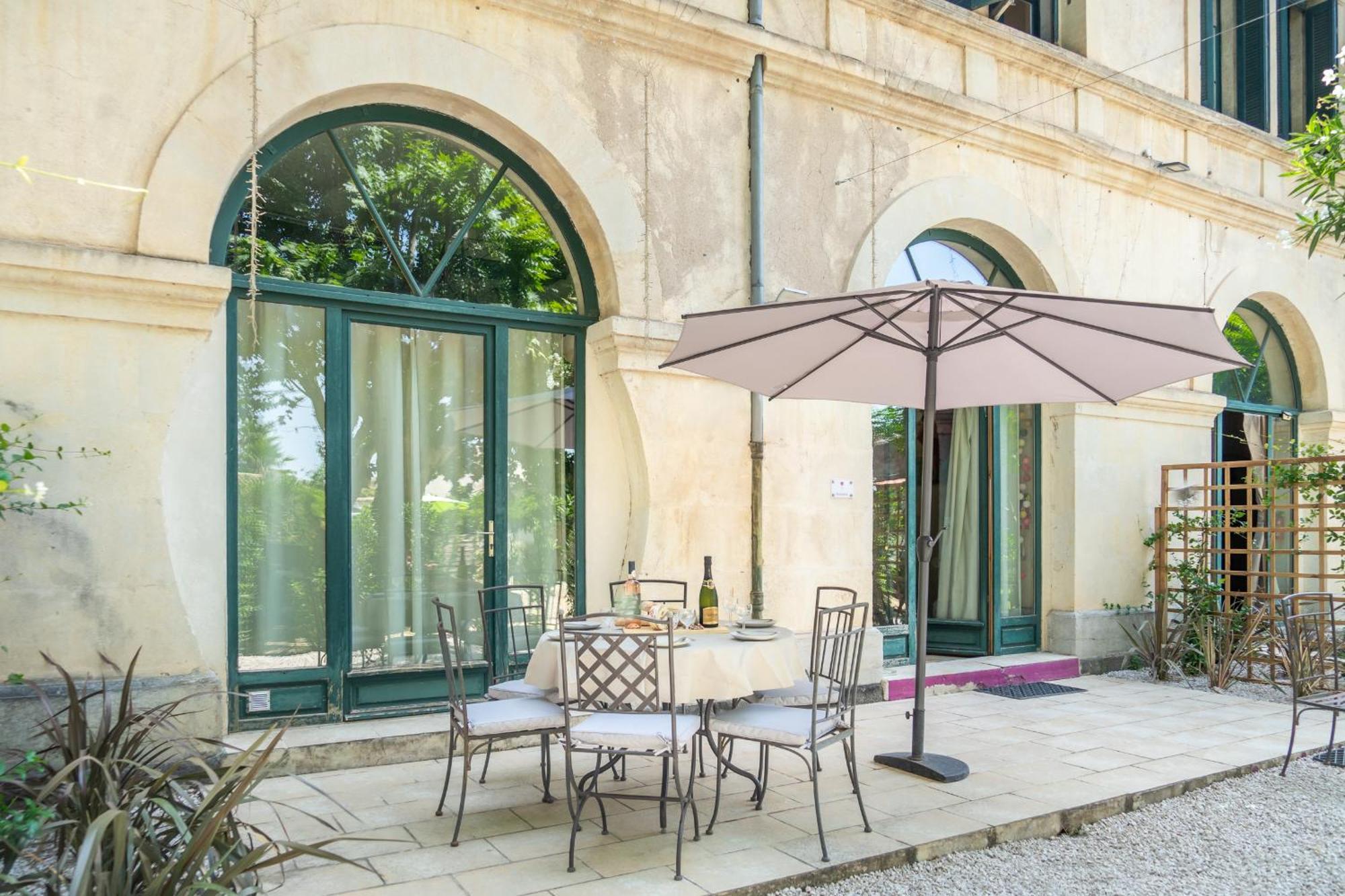 Ultimate Relaxation For Family Or Group At Renowned Couvent Des Ursulines, A Tranquil Escape In Historic Pezenas Villa Стая снимка