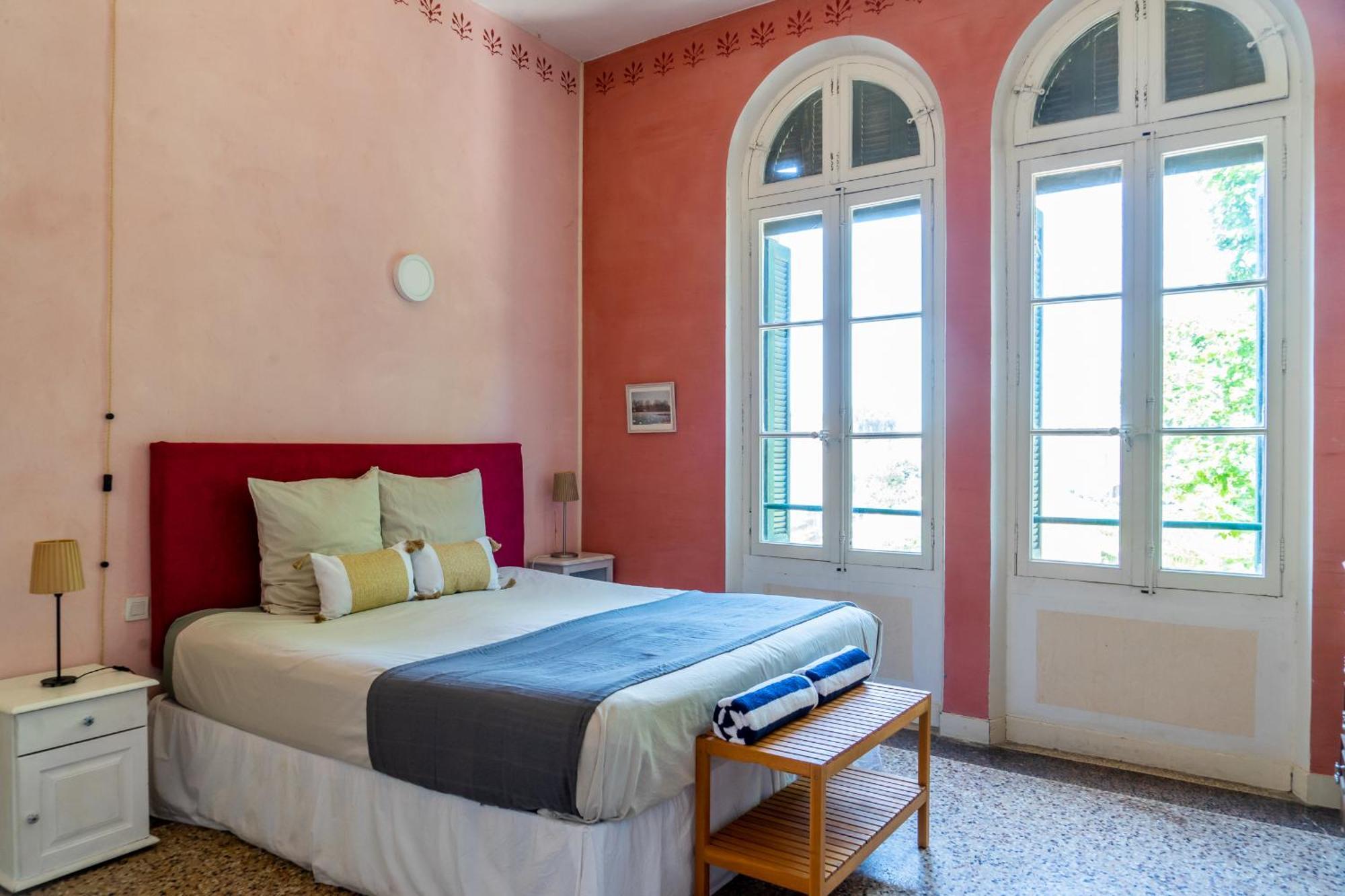 Ultimate Relaxation For Family Or Group At Renowned Couvent Des Ursulines, A Tranquil Escape In Historic Pezenas Villa Стая снимка